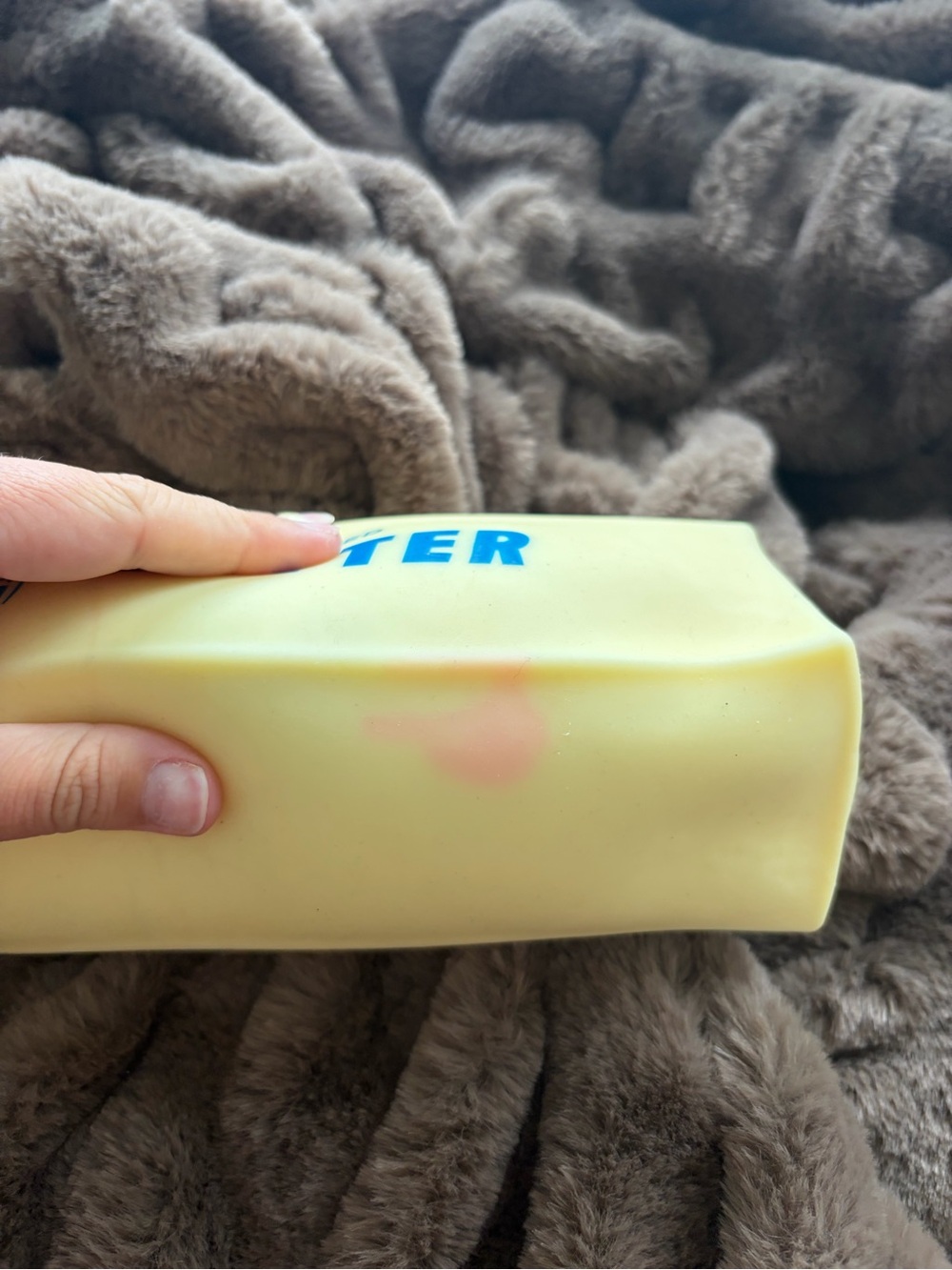 Butter squishy - Picture 2 of 6